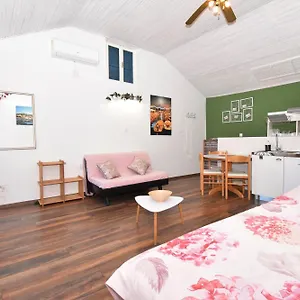 studio-apartments-skoric.in-istria.net/
